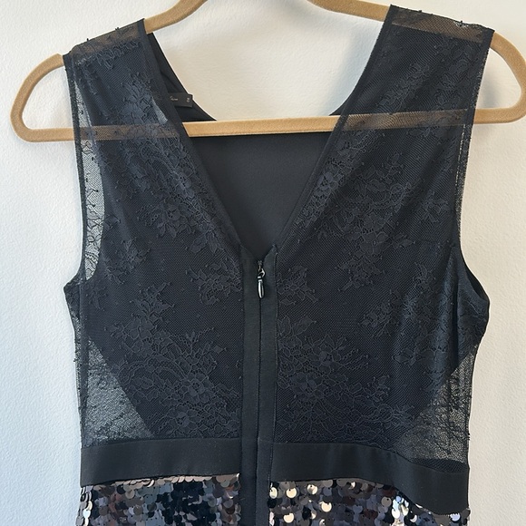 BCBG MaxAzria size 6 black sequence & lace dress - Picture 4 of 10